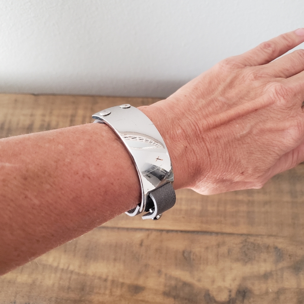 Bracelet - leather & metal cuff